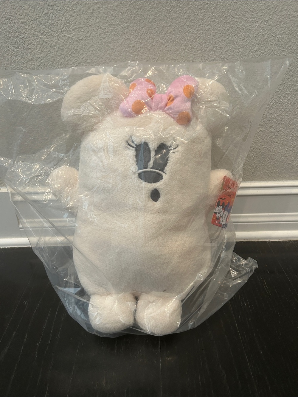 Disney Halloween Minnie Mouse
Ghost Plush